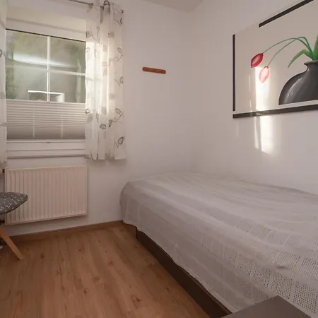 Apartment Deichfrieden 1 *